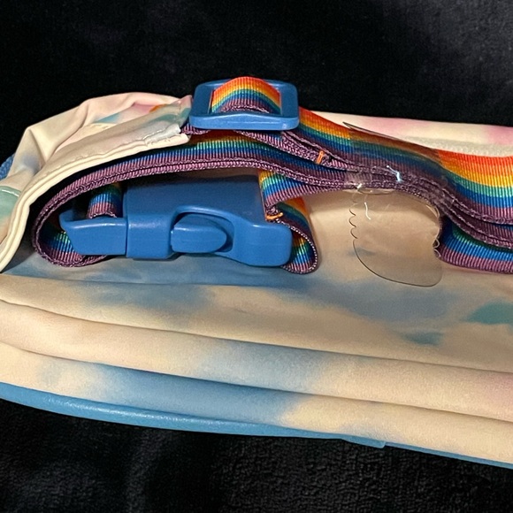 Walt Disney World Fanny Pack Tie Dye Rainbow Castle NWT - Picture 6 of 10